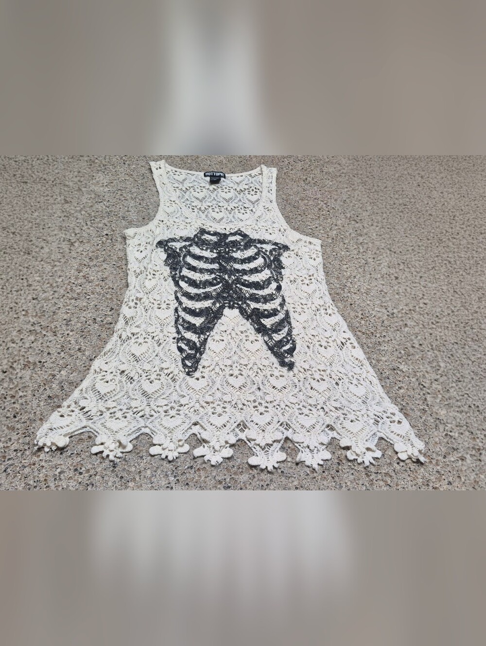 Hot Topic Skull Crochet Lace Skeleton Ribcage Tank Top Cream Gothic Goth Medium